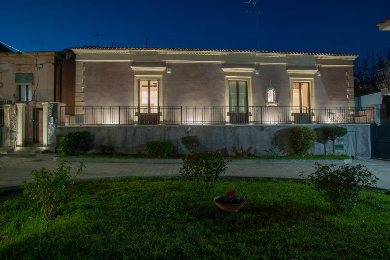 Mori Siciliani House Aparthotel Aci Castello Exterior foto